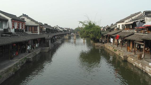 八字里的四柱命理是什么